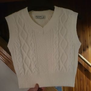 Arizona Cropped Sweater Vest Size Small EUC